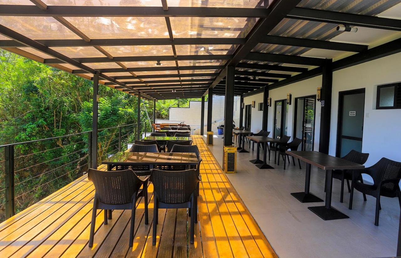 Vendol Sky Resort Kandy Exterior photo
