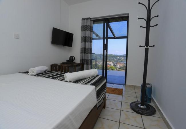 Vendol Sky Resort Kandy Exterior photo